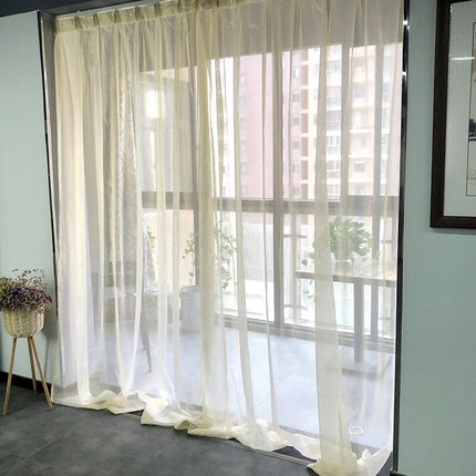 Kimalteleva läpikuultava valoverho