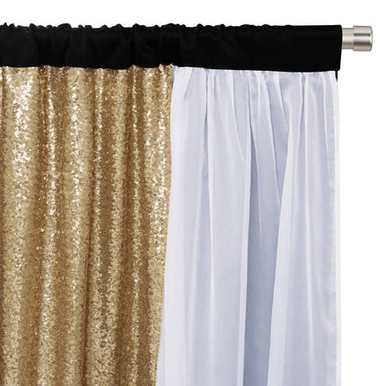 Kerroksellinen pimennysverho hopeisilla paljeteilla