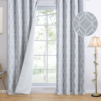 Vaaleanharmaa pimennysverho geometrisella kuviolla