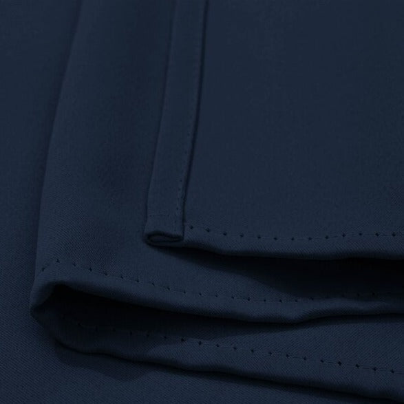 Tummansininen säänkestävä verho ulkokäyttöön