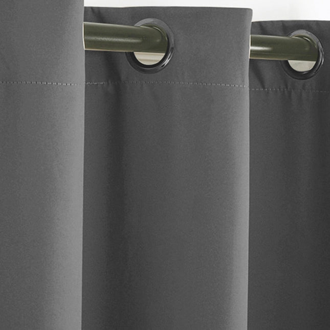 Säänkestävä ulkoverho terassille purjerenkailla