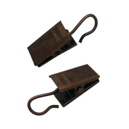 Valkoiset verhonipistimet koukulla