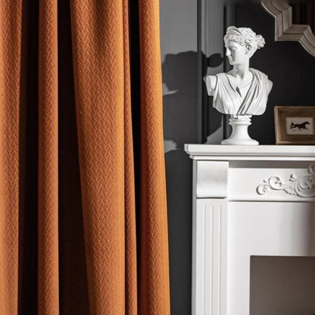 Struktuurikuvioitu paksu verho olohuoneeseen