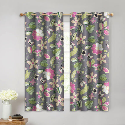 Värikäs kukkakuvioinen verho olohuoneeseen