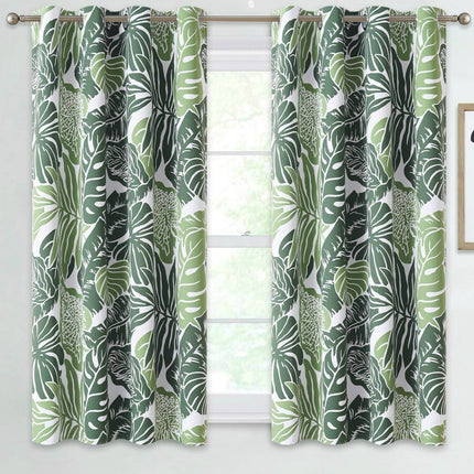 Lyhyet verhot vihreällä lehtikuviolla