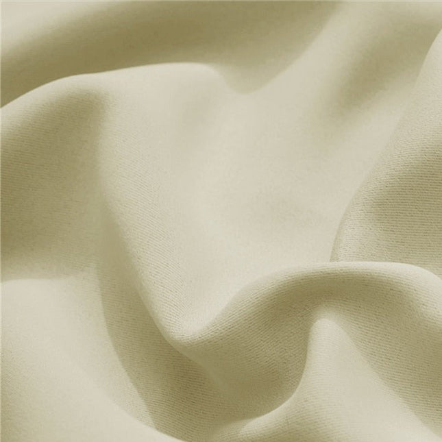 Kermanvärinen säänkestävä ulkoverho parvekkeelle