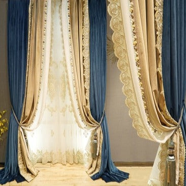 Samettipimennysverho koristeellisella reunuksella