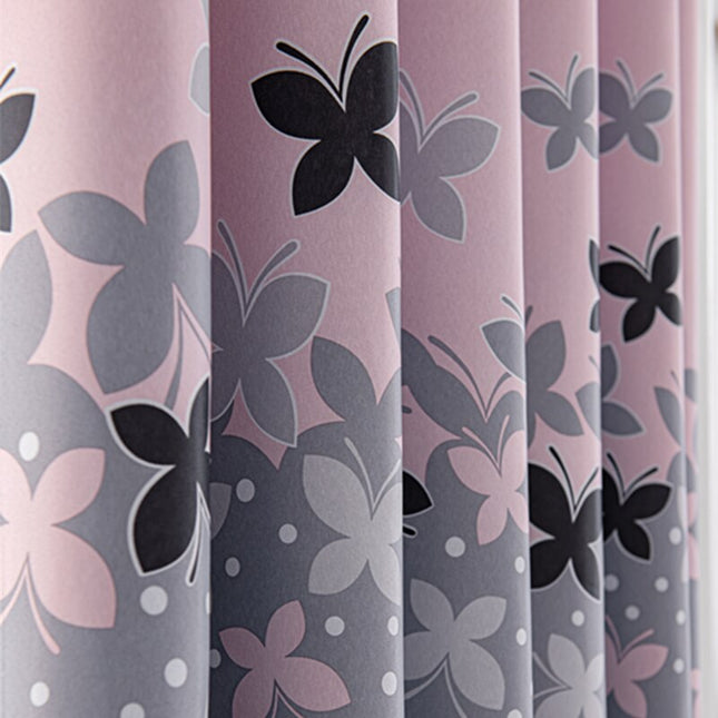 Verho perhoskuviolla tytön huoneeseen