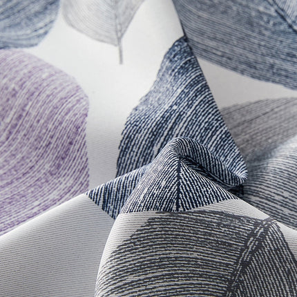 Violetti lehtikuvioinen pimennysverho