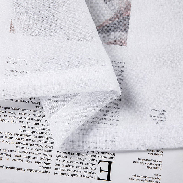 Valkoinen valoverho purjerenkailla