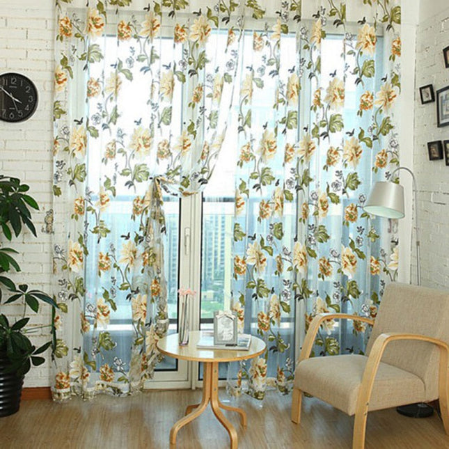 Moderni valoverho isolla kukkakuviolla