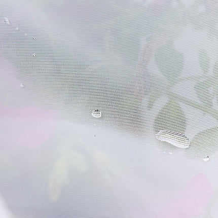 Valkoinen säänkestävä ulkoverho purjerenkailla