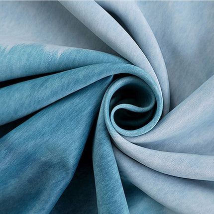 Liukuvärjätty pimennysverho vuoristokuviolla