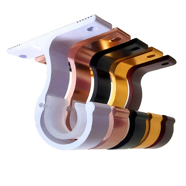 Muovinen liuku verhokiskoon kattokiinnityksellä