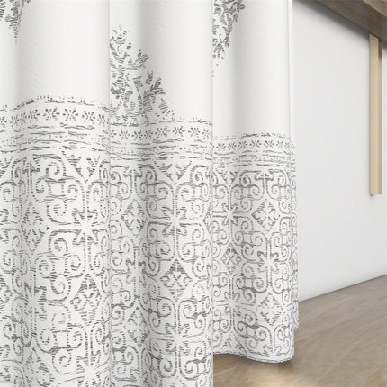 Klassinen damaskikuvioinen ikkunaverho