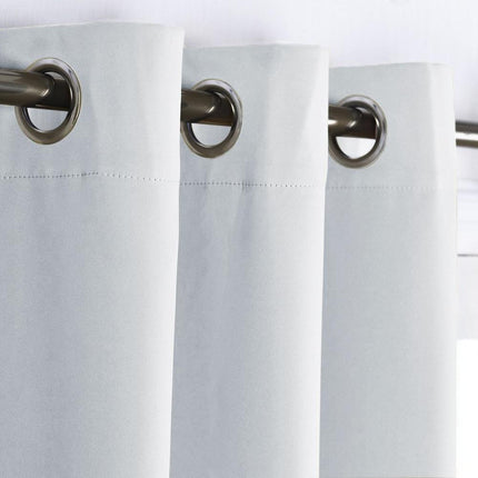 Yksivärinen pimennysverho purjerenkailla