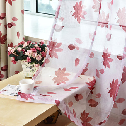 Valoverho punaisilla vaahteranlehdillä