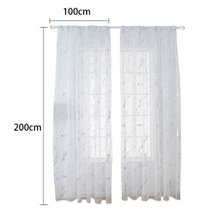 Valkoinen valoverho kultaisella marmorikuviolla