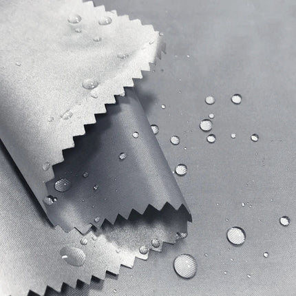 Pimennysverhokangas useissa eri väreissä