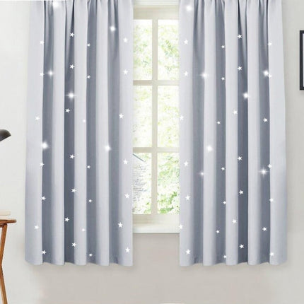 Yksivärinen moderni verho olohuoneeseen