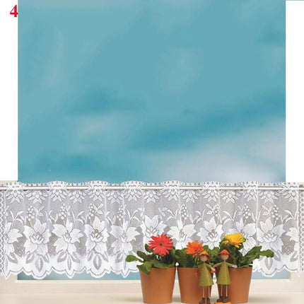 Valkoinen pitsinen keittiöverhosetti