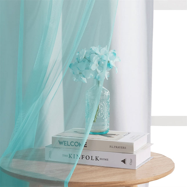 Pimennysverho liukuvärjätyllä ohuella verholla