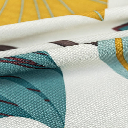 Skandinaavinen kuviollinen verho olohuoneeseen