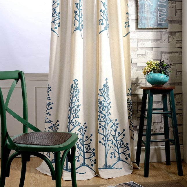 Kirjailtu pellavatyylinen pimennysverho