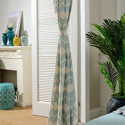 Skandinaavinen graafinen verho olohuoneeseen