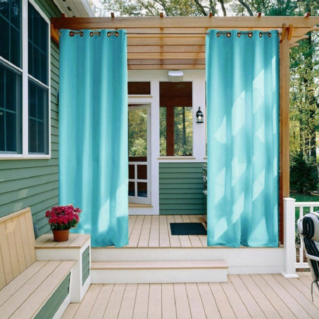 Turkoosi vedenpitävä ulkoverho parvekkeelle