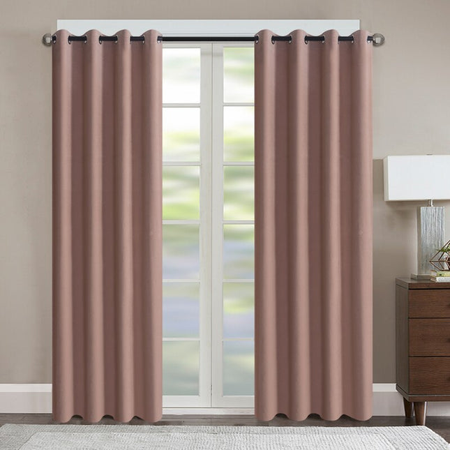Yksivärinen vaaleanpunainen Bauska pimennysverho