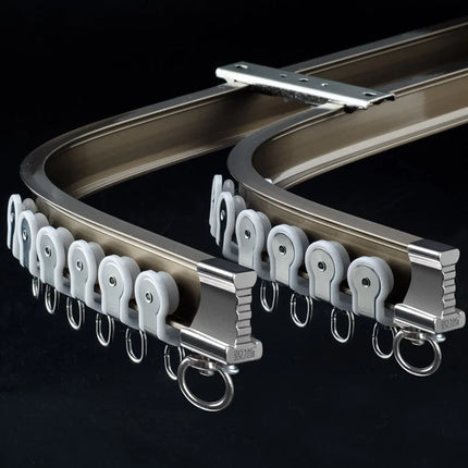 Taivutettava verhokisko kaareviin ikkunoihin