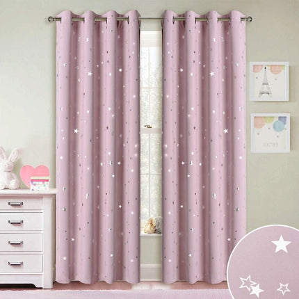 Vaaleanpunainen pimennysverho tähtikuviolla lastenhuoneeseen