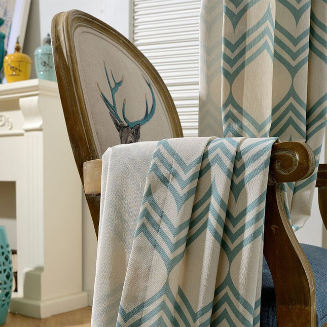 Skandinaavinen graafinen verho olohuoneeseen