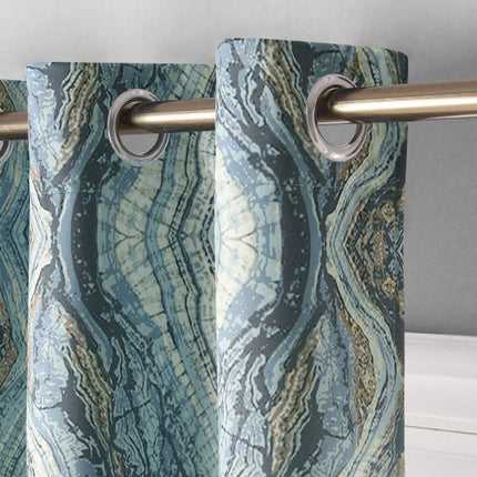 Moderni verho abstraktilla kuviolla