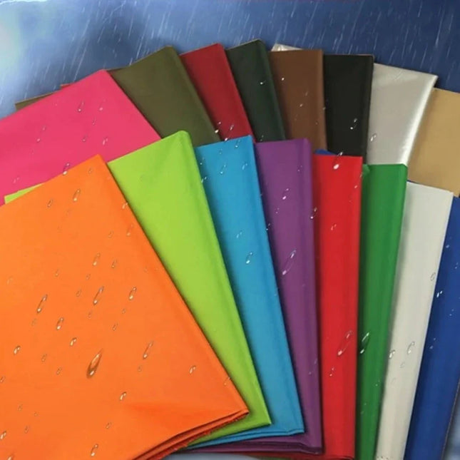 Vedenpitävä ja kestävä pimennyskangas