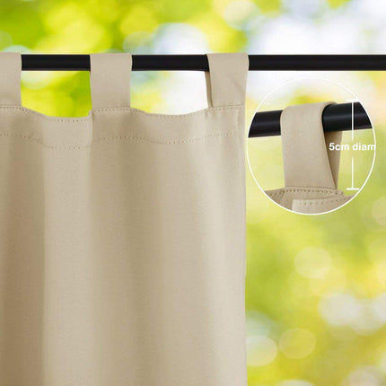 Beige vedenpitävä verho verannalle