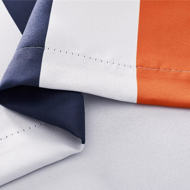 Raidallinen lyhyt pimennysverho purjerenkailla