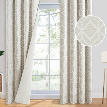 Beige pimennysverho geometrisella kuviolla