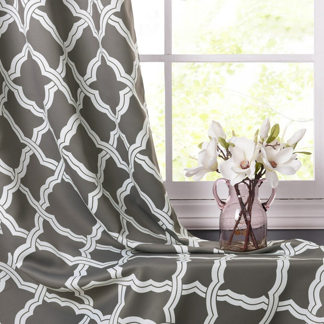 Pimennysverho modernilla ristikuvioinnilla