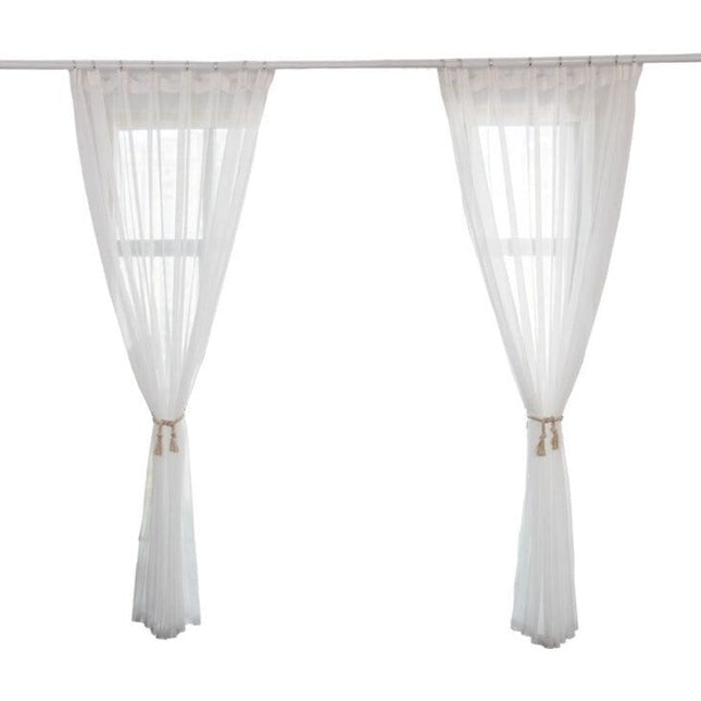 Valkoinen kimalteleva läpikuultava valkoverho