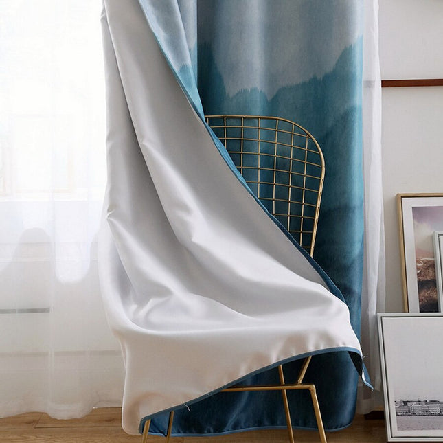 Liukuvärjätty pimennysverho vuoristokuviolla