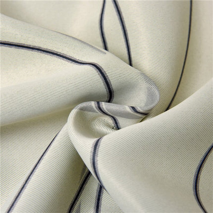 Koristeellinen verho modernilla lehtikuviolla