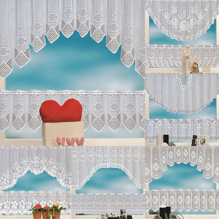 Valkoinen pitsinen keittiöverhosetti