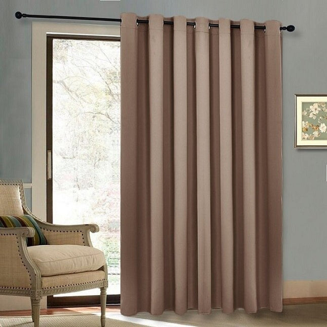 Yksivärinen pimennysverho oveen tai ikkunaan