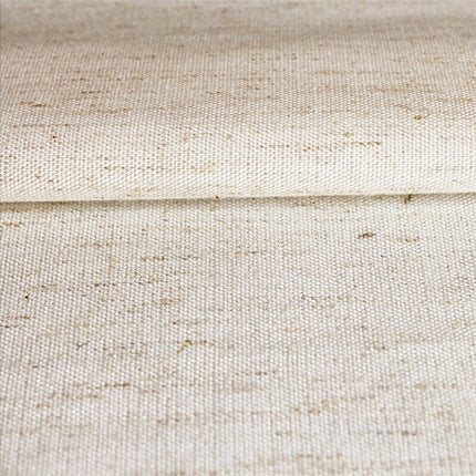 Moderni raidallinen verho renkailla