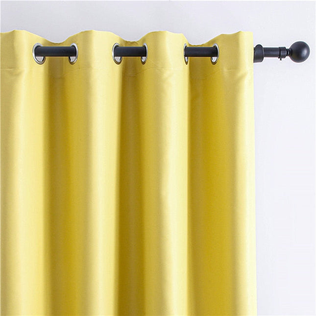 Kirkkaankeltainen pimennysverho lastenhuoneeseen