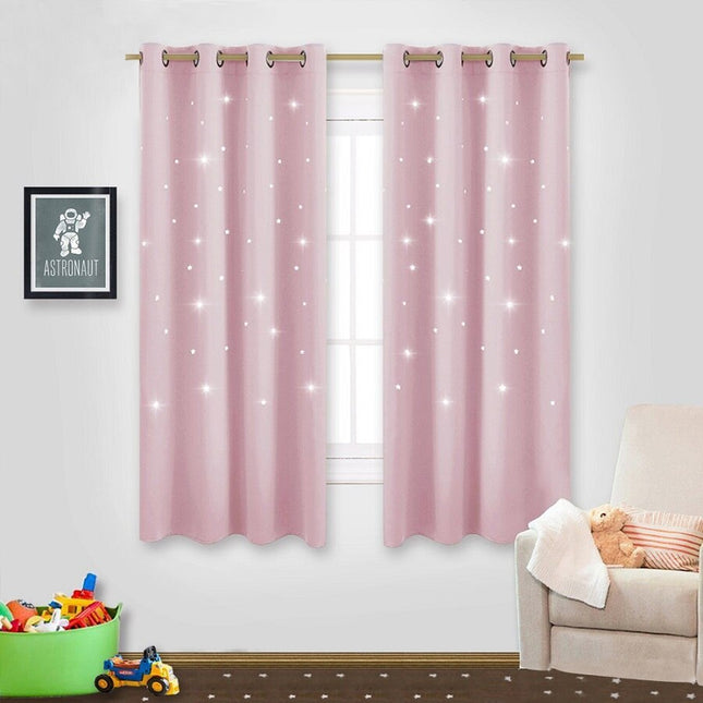 Sininen tähtikuvioinen pimennysverho lastenhuoneeseen