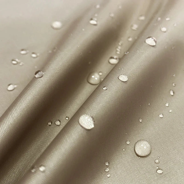 Pimennysverhokangas useissa eri väreissä