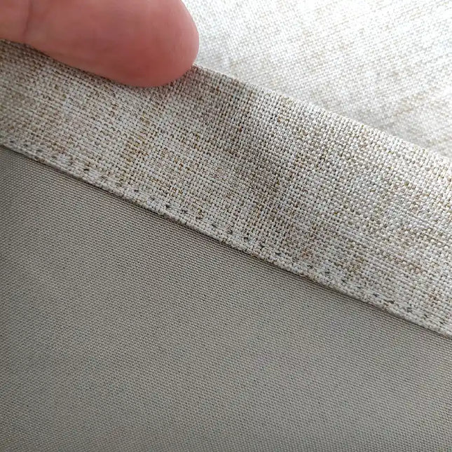 Pellavatyylinen tarranauhaverho ikkunaan